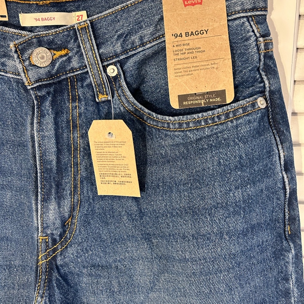 Levi’s ‘94 Baggy Jeans